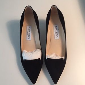 Woman’s Black Pump Shoe